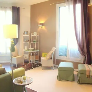 - Boutique - Near Negresco Nice